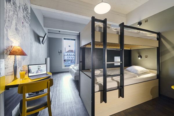 Cama(s) en dormitorio mixto