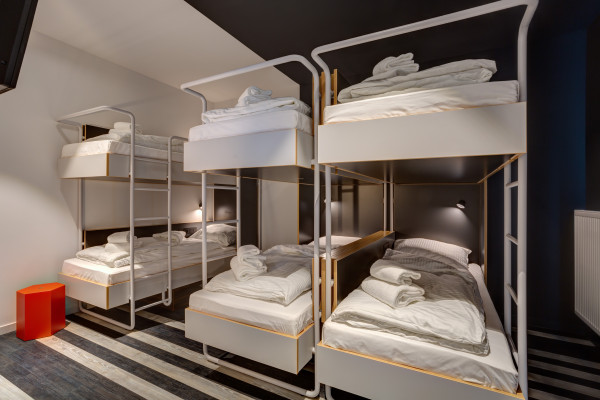 6-bed room (only bunk beds)
