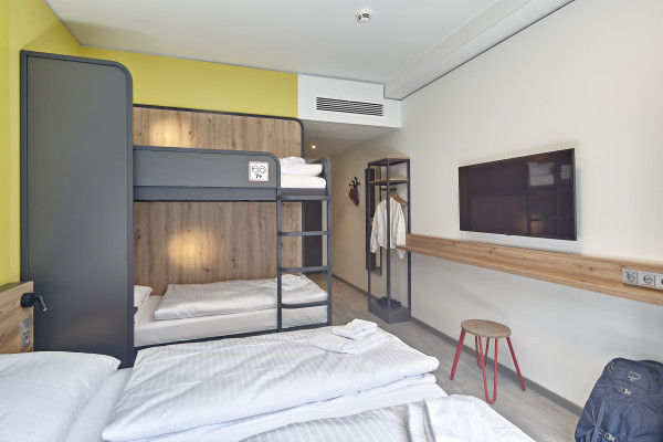Cama(s) en dormitorio mixto (máx. 4 camas) 